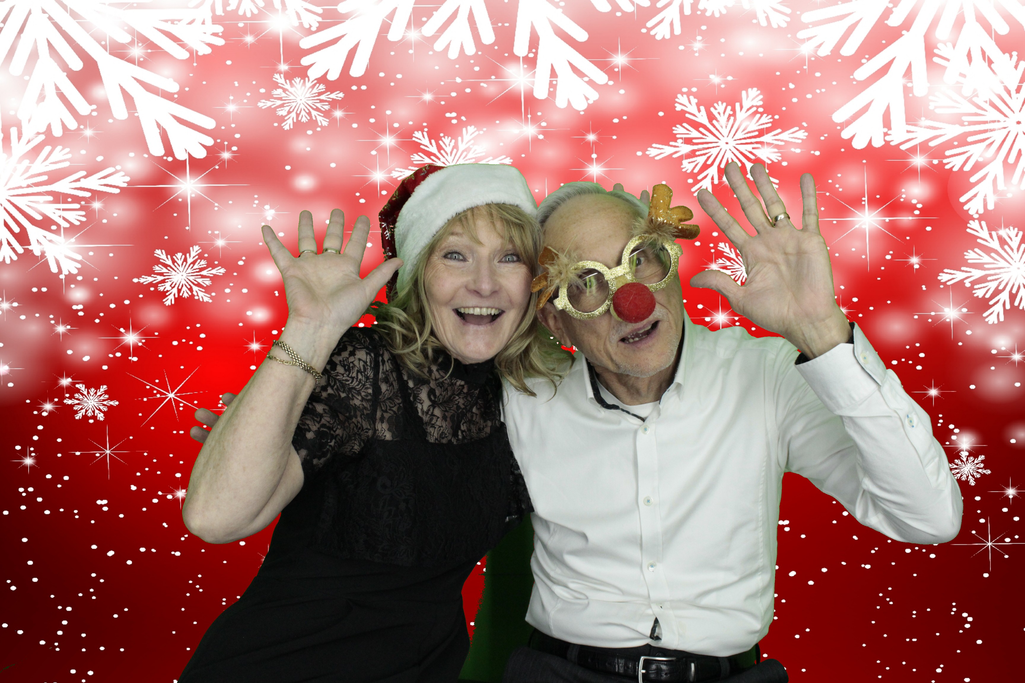 Silvermere Christmas Party | View more photos from the event at gallery.myphotoboothexperience.co.uk/u/MyPhotoBoothExperienceLtd/Silvermere-Christmas-Party-2
